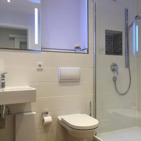 Achtern Diek Haus 13b 3 * 징스트